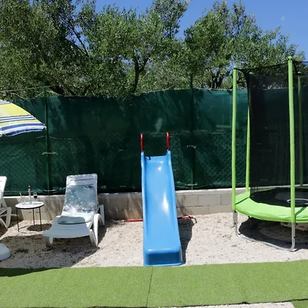 Vakantiehuis Kuca Za Odmor Ante Lisane Ostrovicke