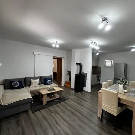 Kuca Za Odmor Ante Vakantiehuis Lisane Ostrovicke